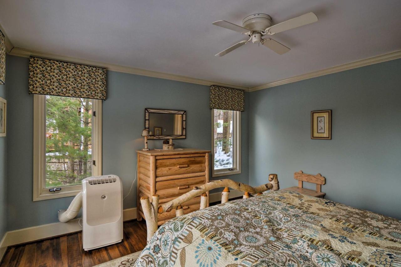 Resort-Style Harbor Springs Home With 2 Decks! Bagian luar foto