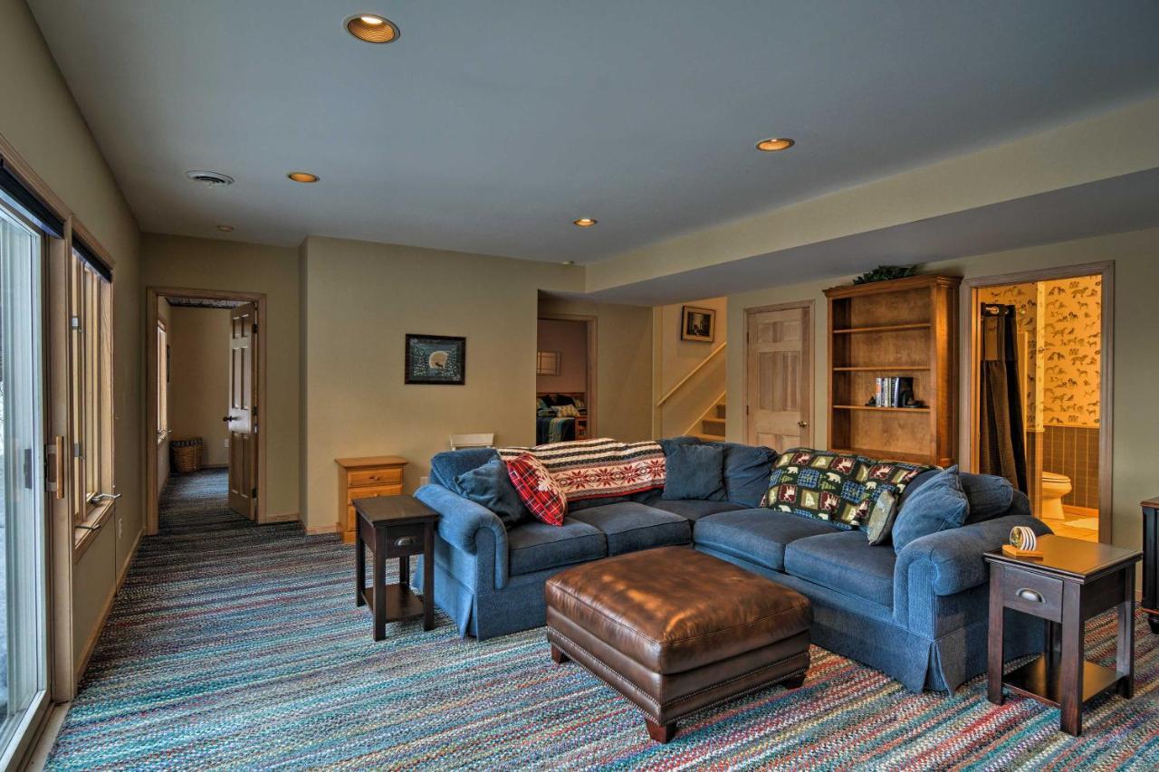 Resort-Style Harbor Springs Home With 2 Decks! Bagian luar foto